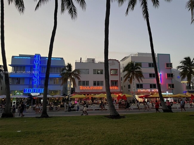 Building Photo - 1027 Euclid Ave