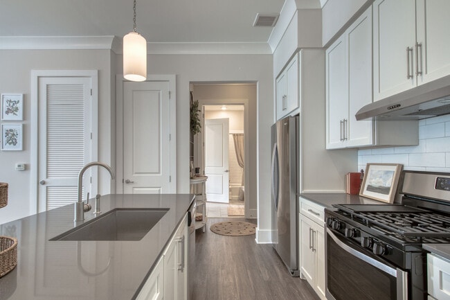 Building Photo - Vickers Roswell