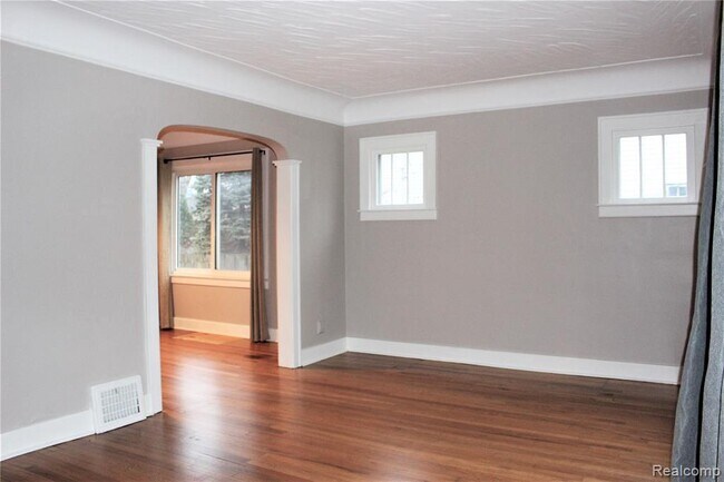 Building Photo - 47 Fairwood Blvd