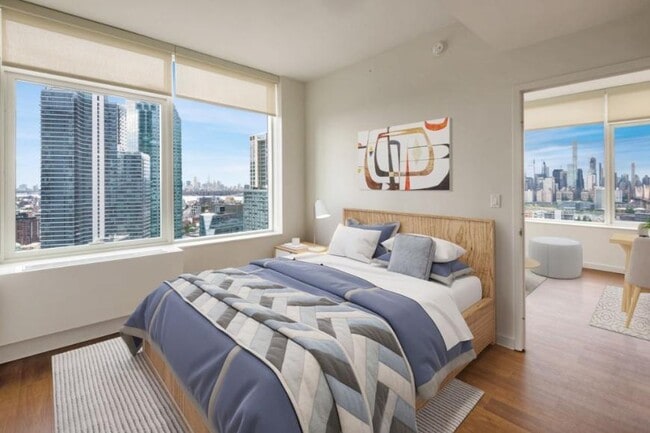 Photo - 1 bedroom in LONG ISLAND CITY NY 11101 Apartment