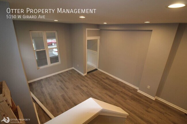 Foto del edificio - 4BR/1.5BA Recently Renovated Large Home wi...
