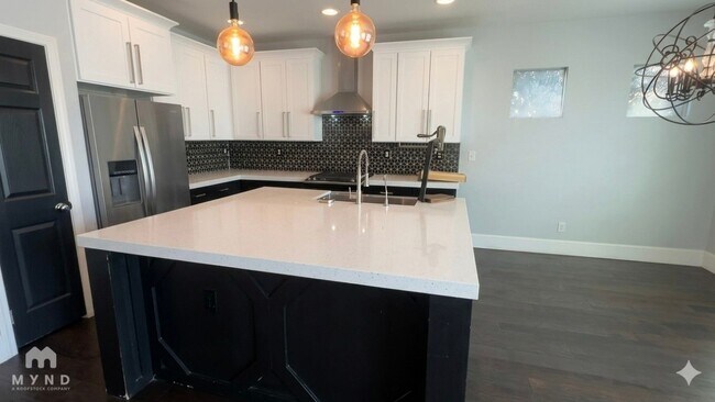 Foto del edificio - 5233 Kendall Ridge Ct