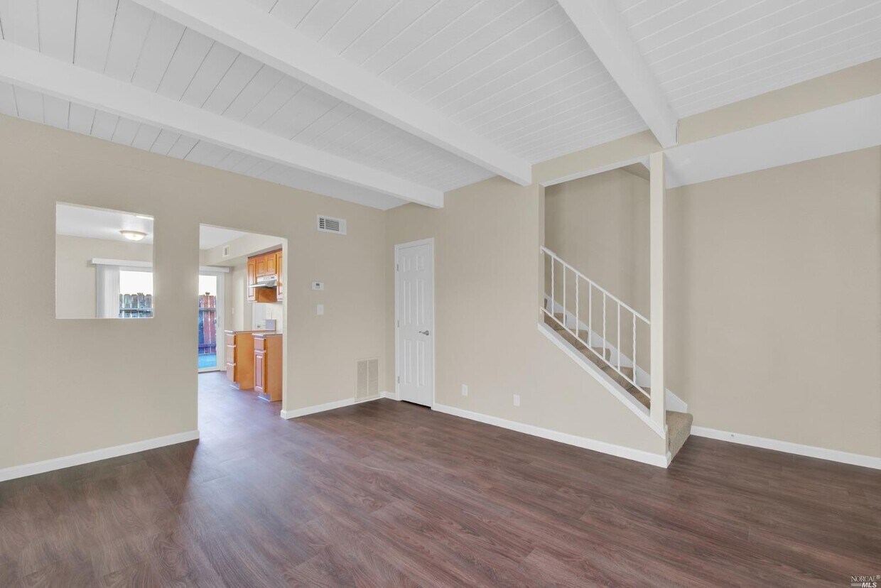 1393 Callen St Unit D, Vacaville, CA 95688 Apartment for Rent in