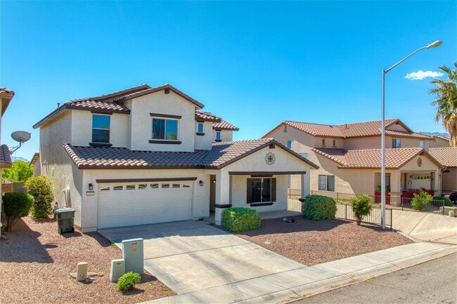 Foto del edificio - Large 5 Bedroom 3 bath