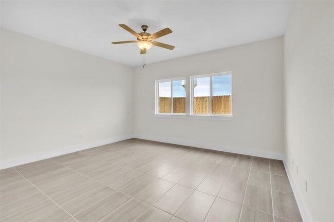 Building Photo - 130 Yearling Wy