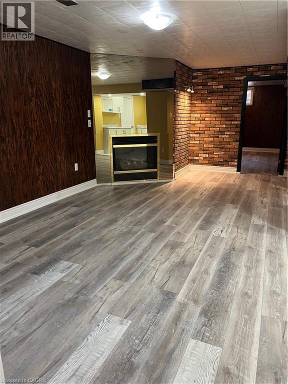 Building Photo - 164 Wise Ct