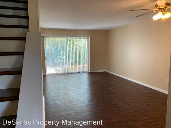 Building Photo - 2 br, 1.5 bath House - 502 College Park Drive