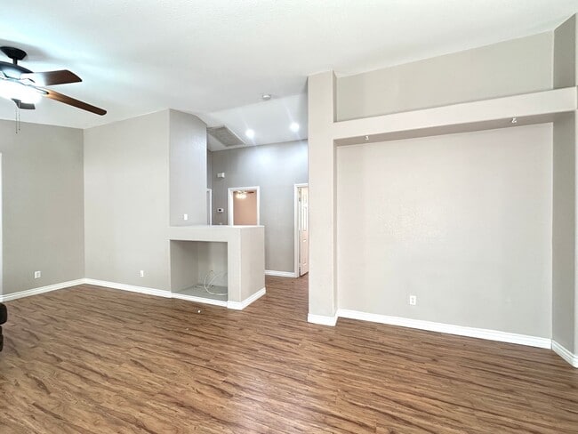 Building Photo - NORTHDALE AT SUMMERLIN