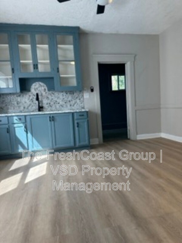 Foto del edificio - 789 Wayside Rd