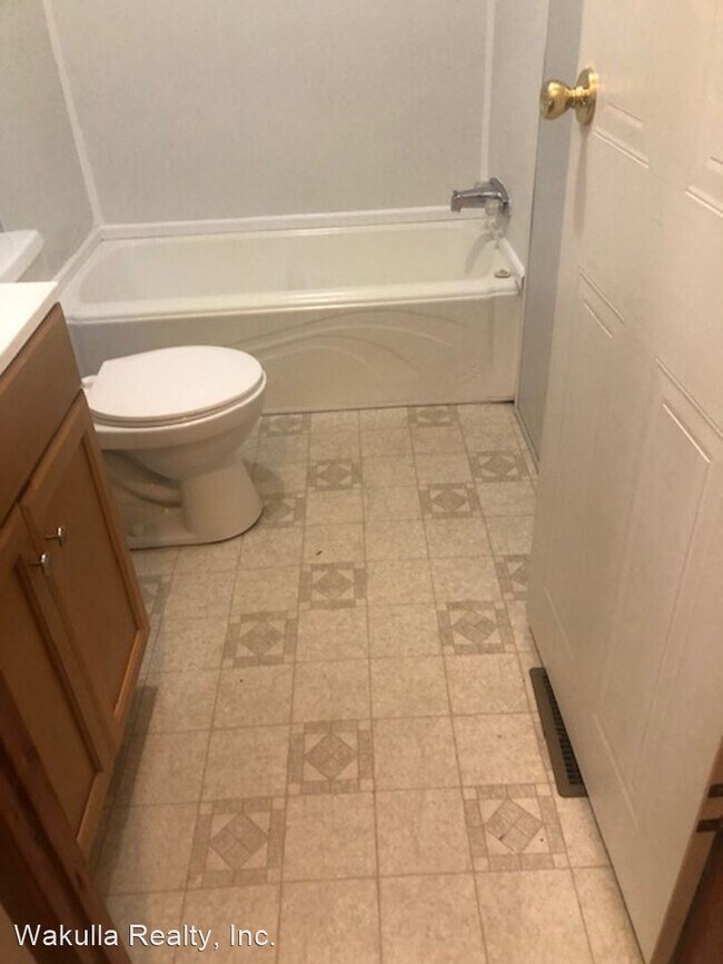 Foto del edificio - 3 br, 2 bath House - 63 Tully Avenue