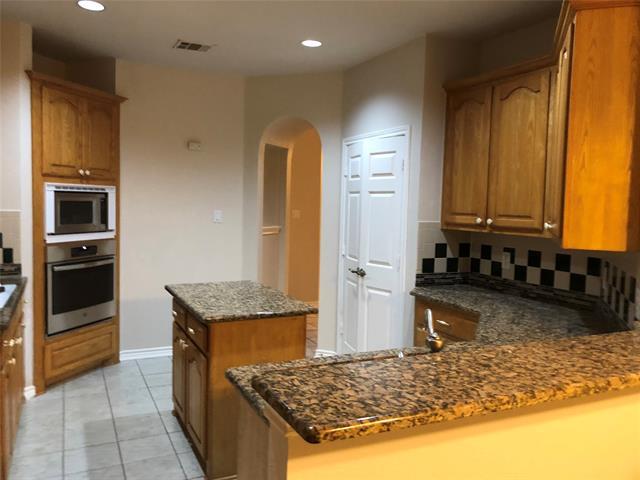 Foto del edificio - 2801 Cypress Leaf Ln