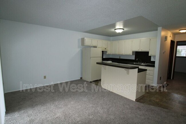Foto del edificio - 629 N Hayden Bay Dr