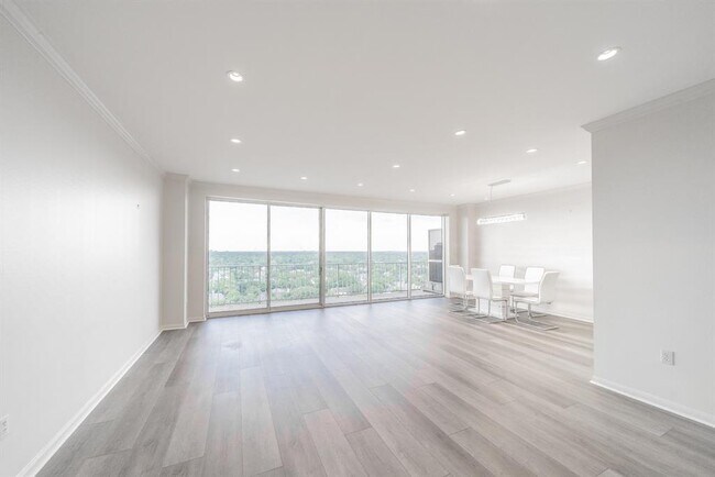 Foto del edificio - 2200 Willowick Rd