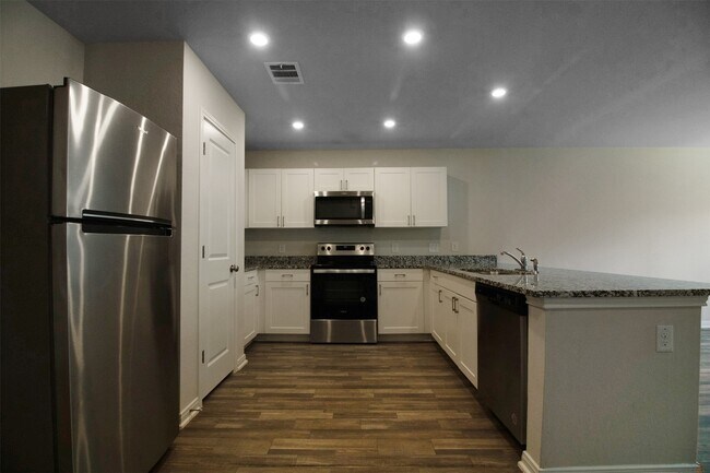 Foto del edificio - 15508 Taylorcrest Dr