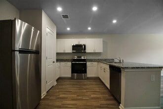 Building Photo - 15508 Taylorcrest Dr