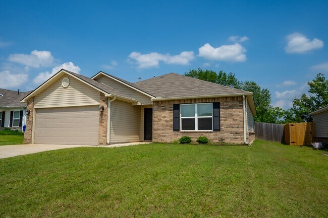 Building Photo - 3 Bed / 2 Bath in Broken Arrow!