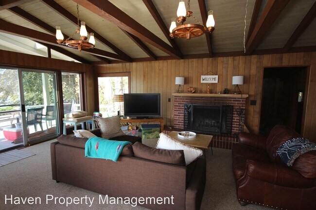 Foto del edificio - 3 br, 1.5 bath House - 11514 Vipond Dr NW