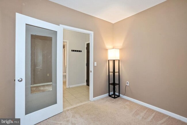 Building Photo - 851 N Glebe Rd