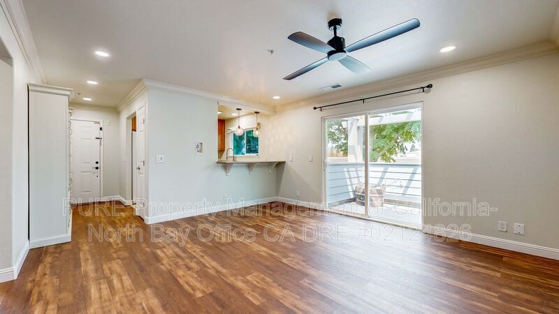 Foto principal - 225 Burt St