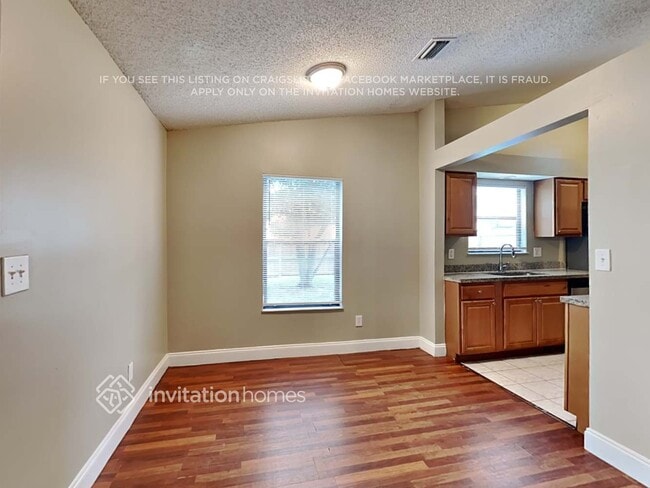 Foto del edificio - 10884 Grandview Ct