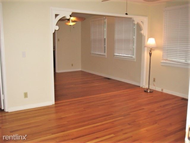 Foto del edificio - 3 br, 1 bath House - 4729 Marlboro Rd