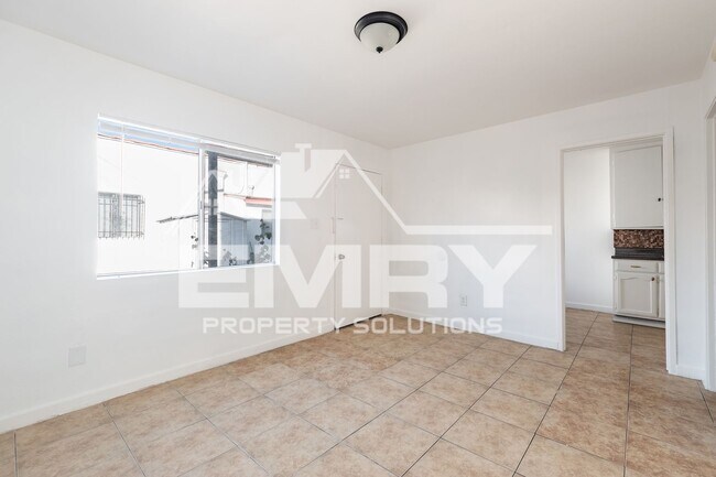 Foto del edificio - 2534 Hill St