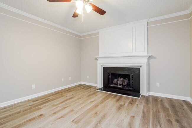 Foto del edificio - 919 Beddingfield Dr