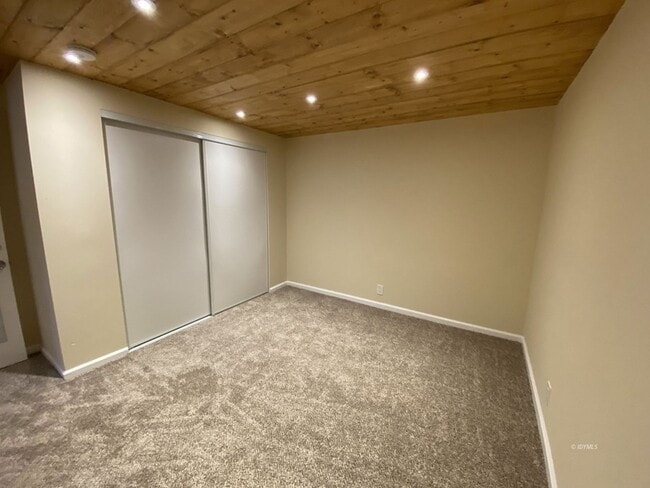 Building Photo - 54141 Pine Crest Ave