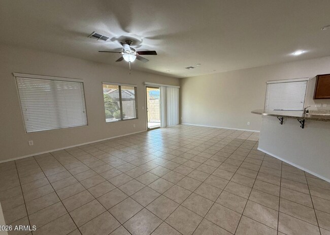 Foto del edificio - 3417 N San Marin Dr