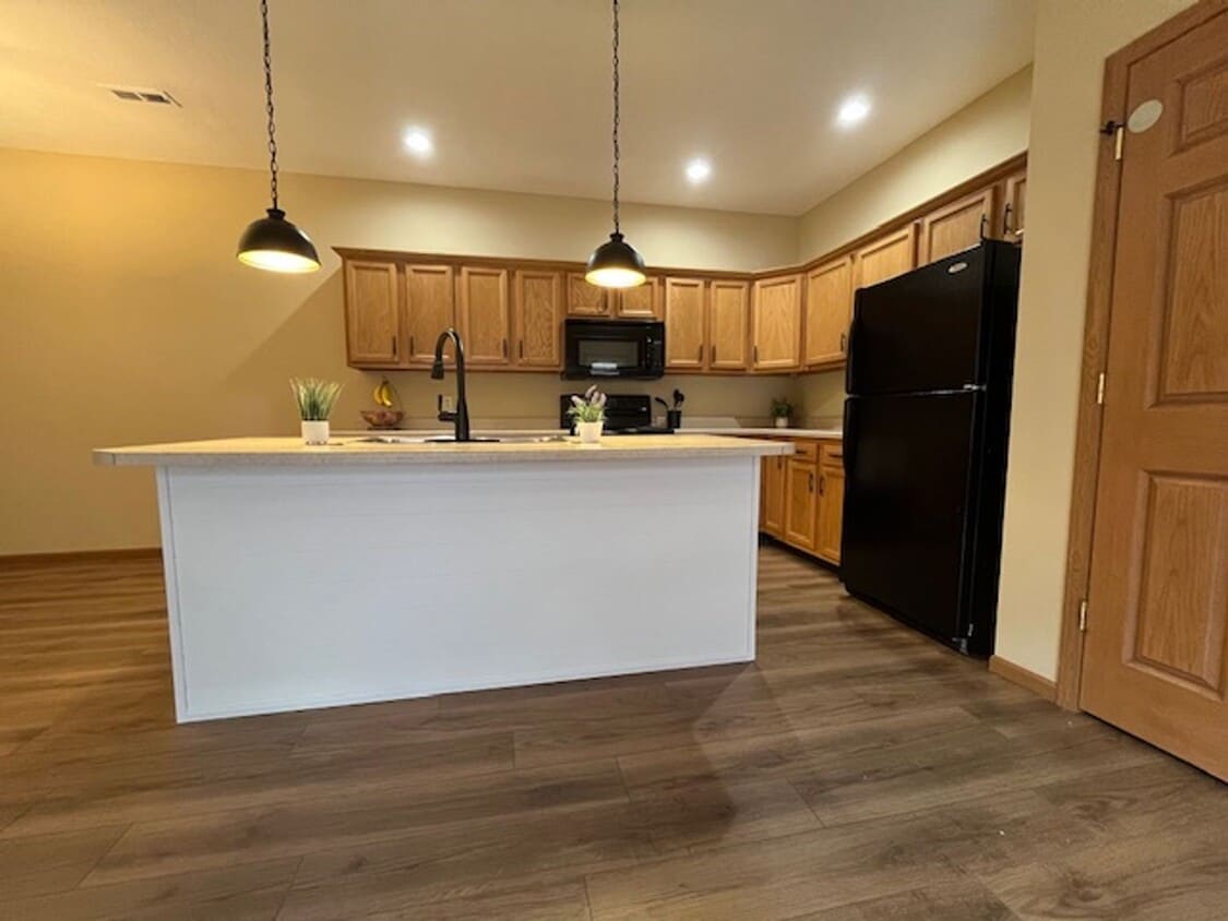 Primary Photo - Modern Brick Ranch with 3 Bedrooms, 1.5 Ba...