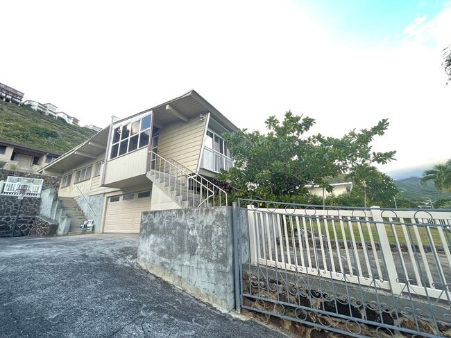 Photo - 1 bedroom 1 bath close to town House