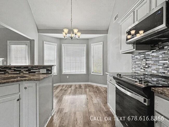 Foto del edificio - 80 Rivercrest Ln