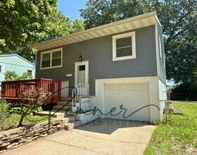Building Photo - 1421 Osage Trail St