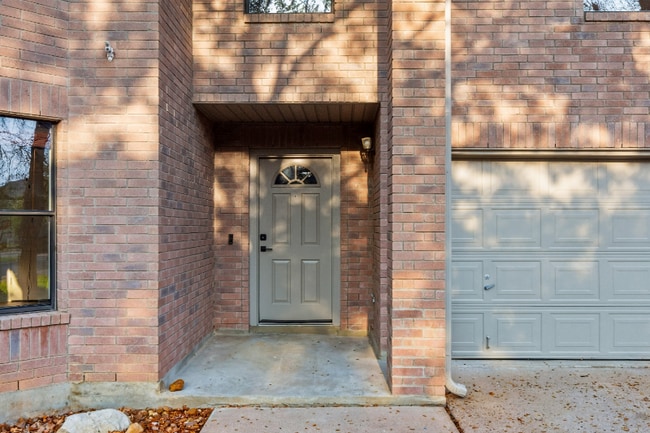 Foto del edificio - 2005 Jasper Ln