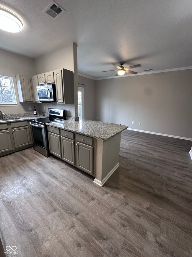 Foto del edificio - 12938 University Crescent