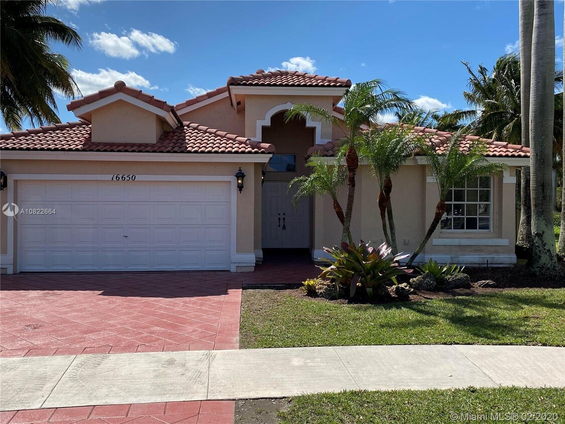 Primary Photo - 16650 SW 101st Terrace