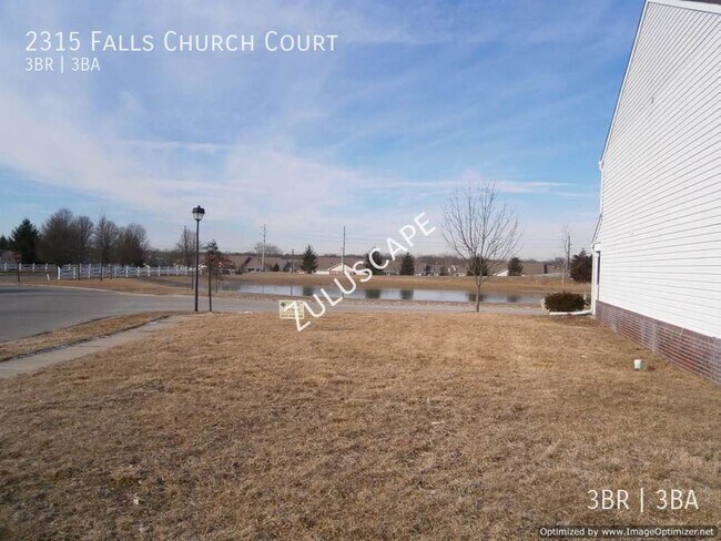 Foto del edificio - 2315 Falls Church Ct