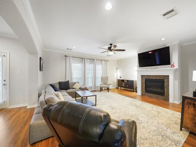 Building Photo - 7106 Harmony Cove