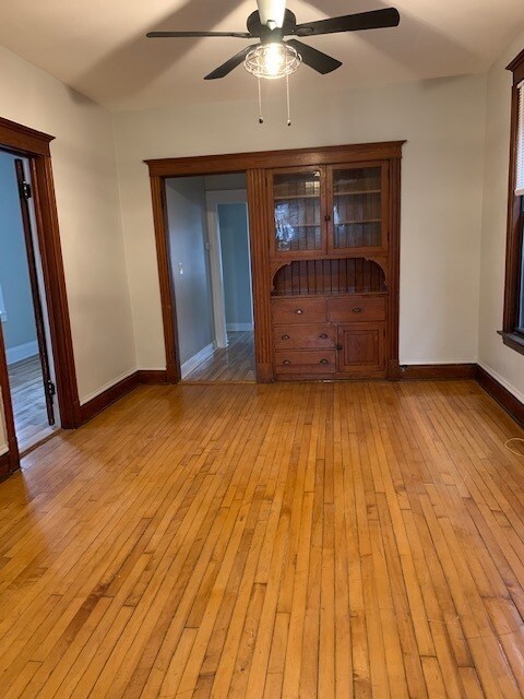 Foto del edificio - 2144 W Moffat St