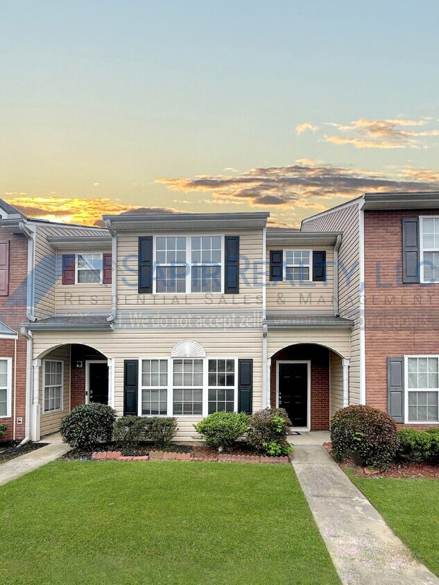 Primary Photo - 3120 Oakley Pl