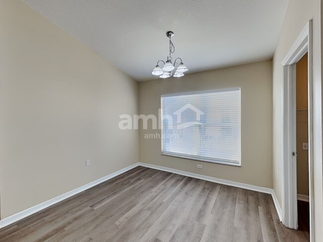 Building Photo - 10536 Juliano Dr