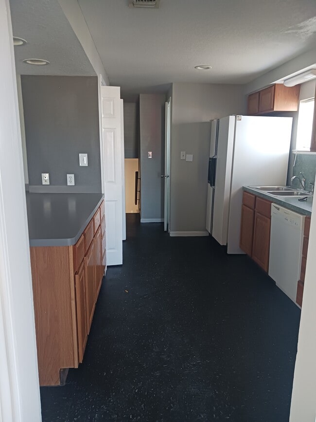 Foto del edificio - 2109 Victory St