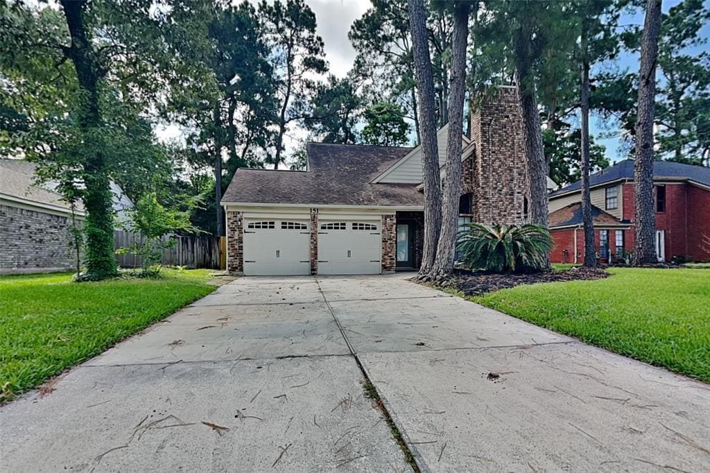 Primary Photo - 151 E Pathfinders Cir