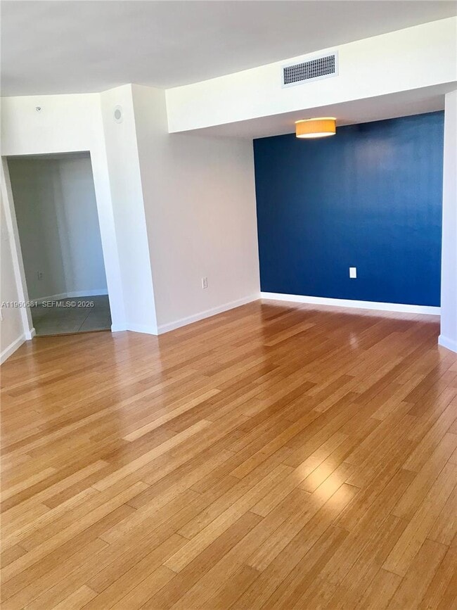 Foto del edificio - 1330 West Ave