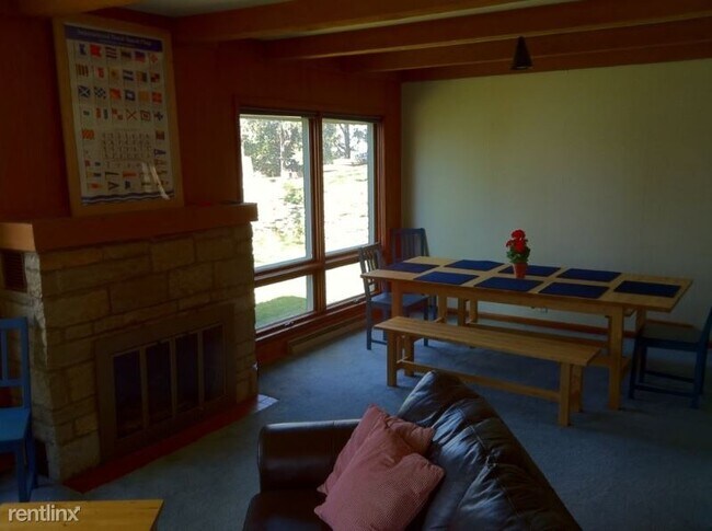 Foto del edificio - 2 br, 1 bath House - 651 S Ferry Dr