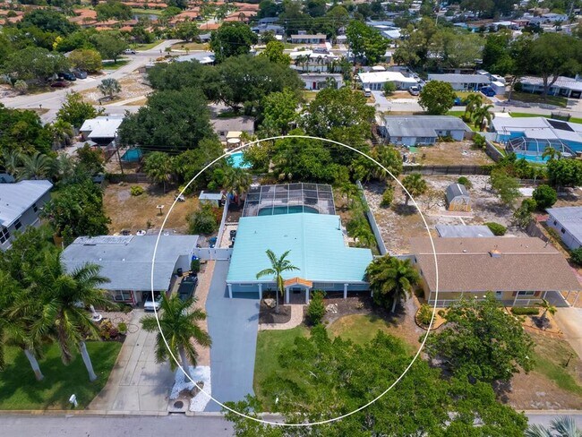Foto del edificio - 3115 Bay Dr
