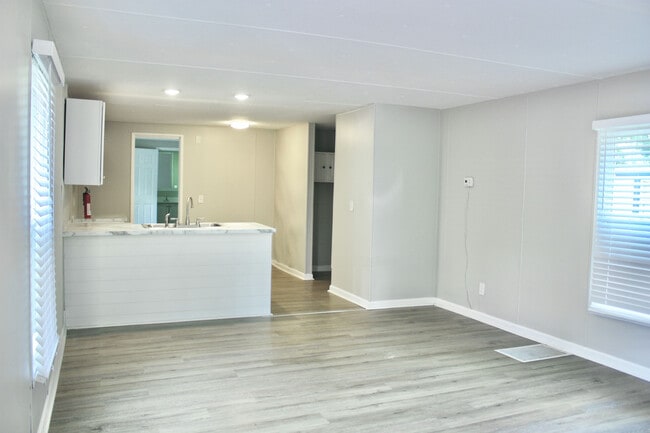 Foto del edificio - 413 W Limestone Rd