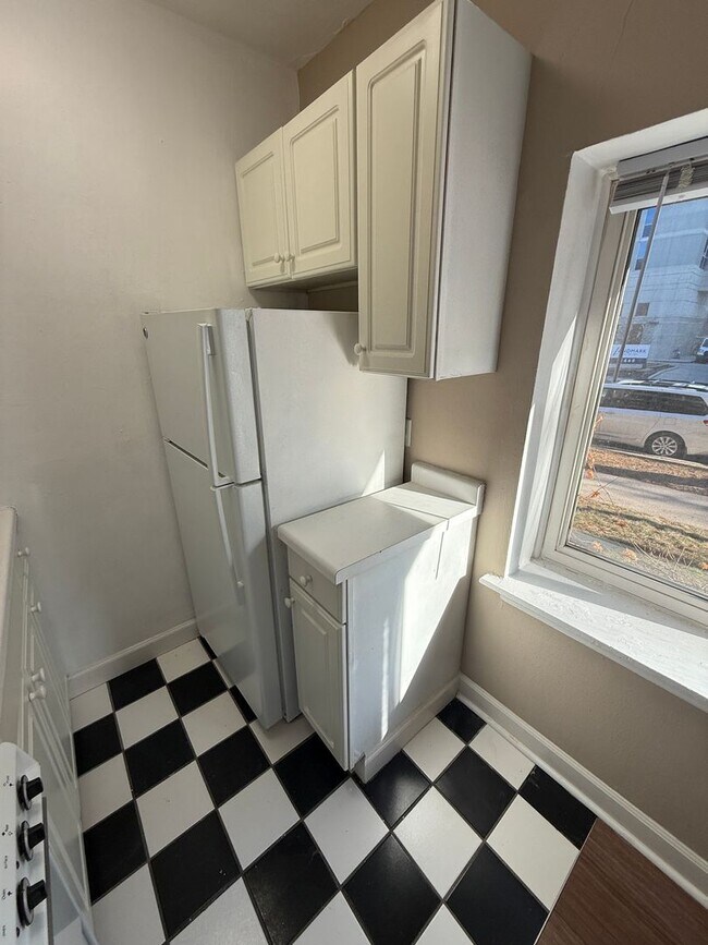 Interior Photo - Sixteen53 Prospect Avenue