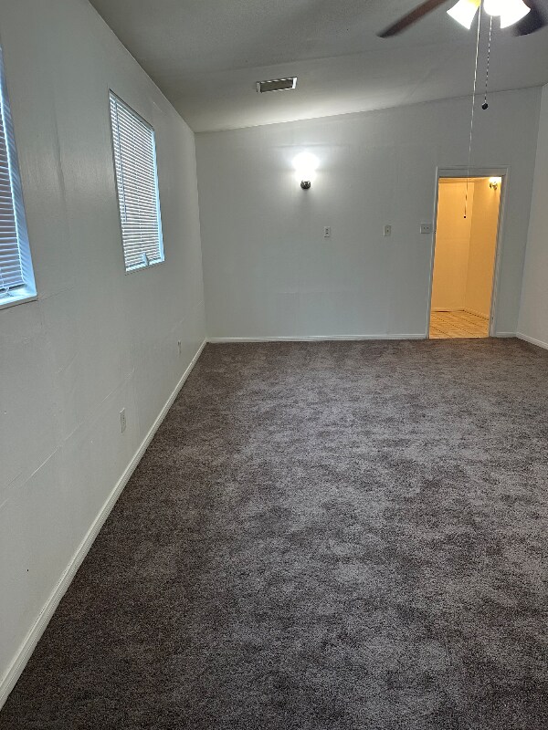 Foto del edificio - 260 E 46th St