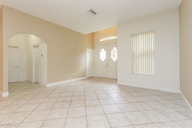 Building Photo - 3 br, 2 bath House - 2146 Macaris Ave UNIT
